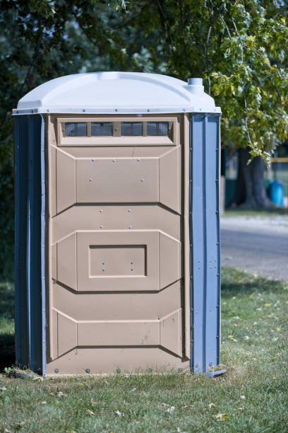 Portable Toilet Options We Offer in Alpha, NJ